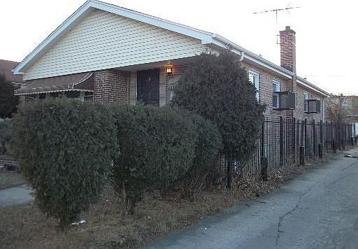 2nd image of 10714 S King Dr