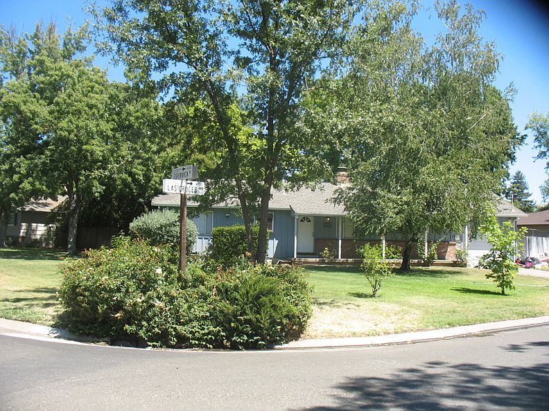 nice big corner lot