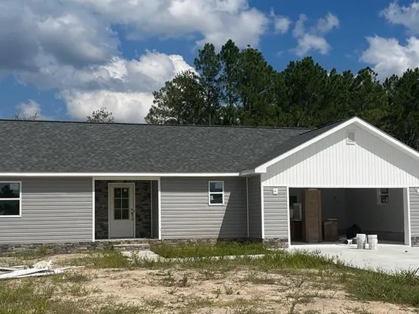 113 Grace Loop, Alma, GA 31510