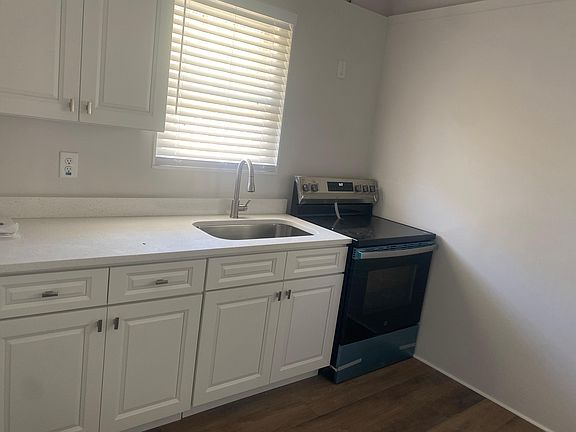 2nd image of 2116 Dellwood Ave