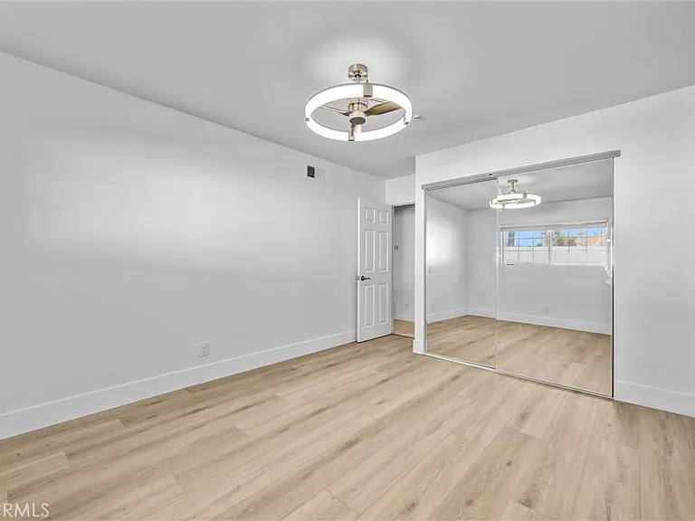 2751 San Carlos Ln — Photo 17