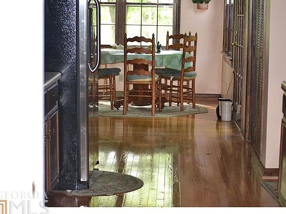 4th image of 3340 Gulfstream Ln