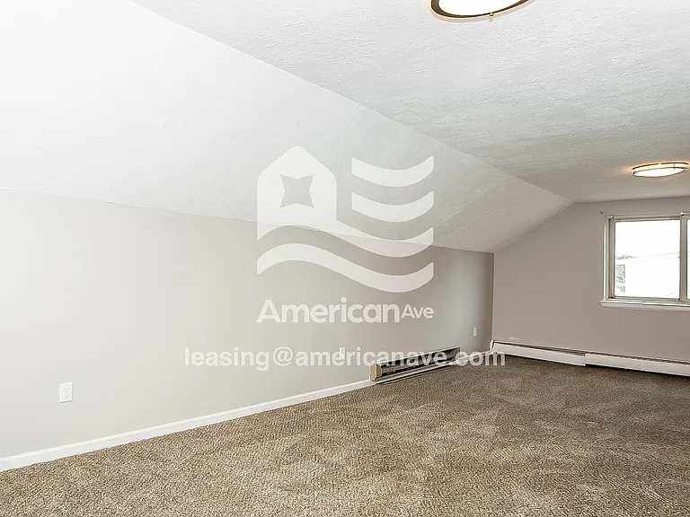 614184_013_wm_-_bedroom_13139302.jpg