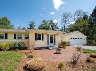 103 Upland Rd, Plympton, MA 02367