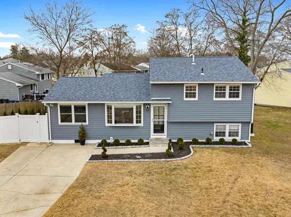 120 Old Mill Dr N, Cape May, NJ 08204