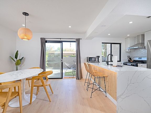 2nd image of 2246 N Indian Canyon Dr Unit C
