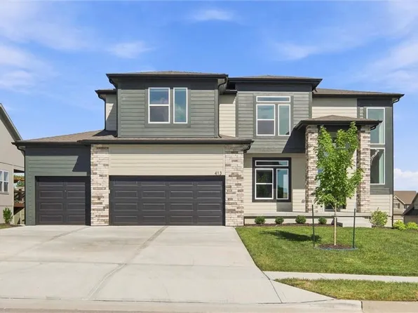 413 Woodview Dr, Raymore, MO 64083
