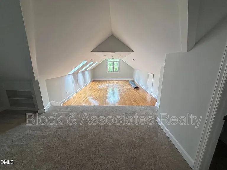 73201 Burrington — Photo 12