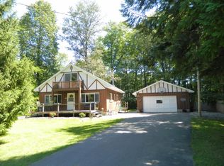 10727 Washington Ave, Ossineke, MI 49766