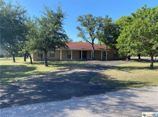 472 County Road 4017, Lampasas, TX 76550