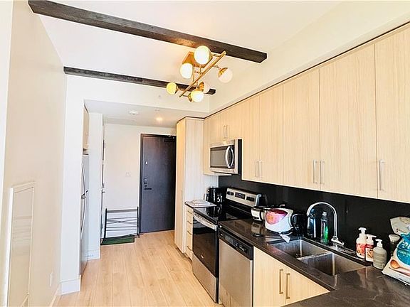 2nd image of 145 Columbia St W #1536