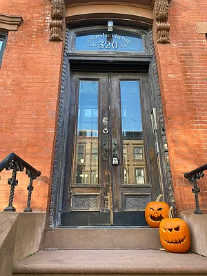 Rented by MNS | media 13