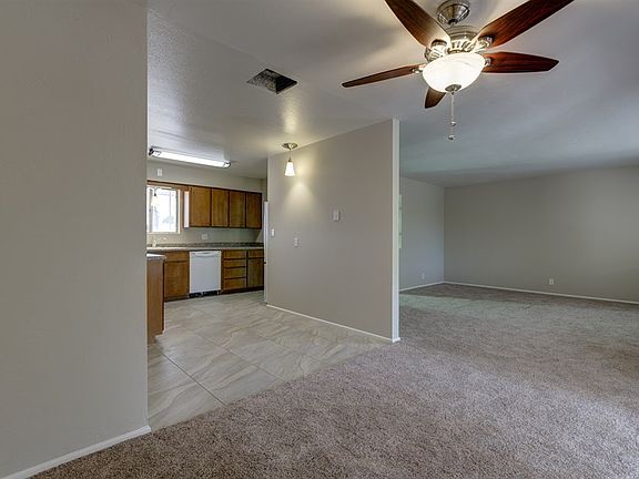 4th image of 637 N 63rd Pl