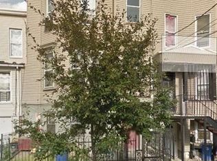 1336 Chisholm St, Bronx, NY 10459