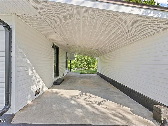 5th image of 621 Norris Ave