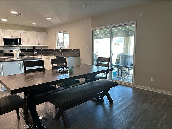 5th image of 653 Suukat Ct