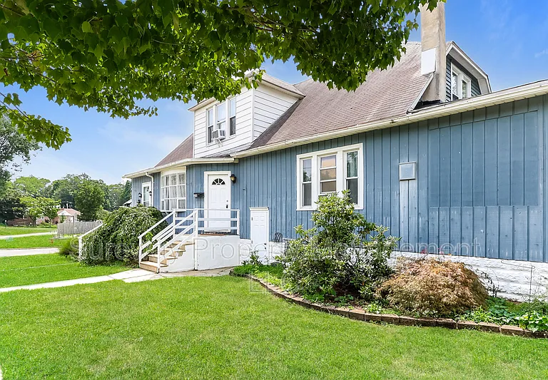 1 Chestnut Ave #B — Photo 3