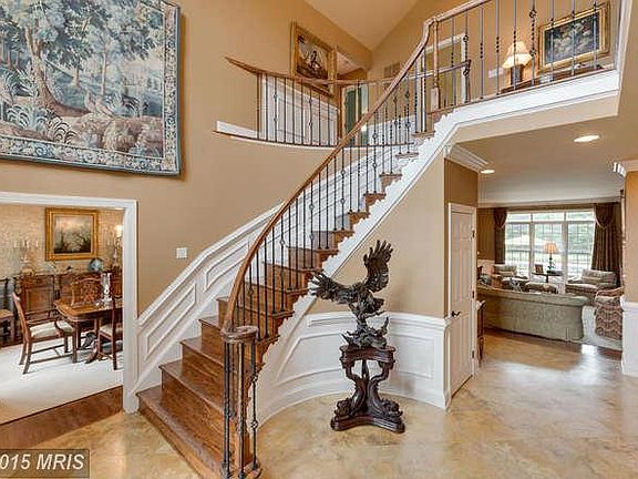 2nd image of 15841 Hunton Ln