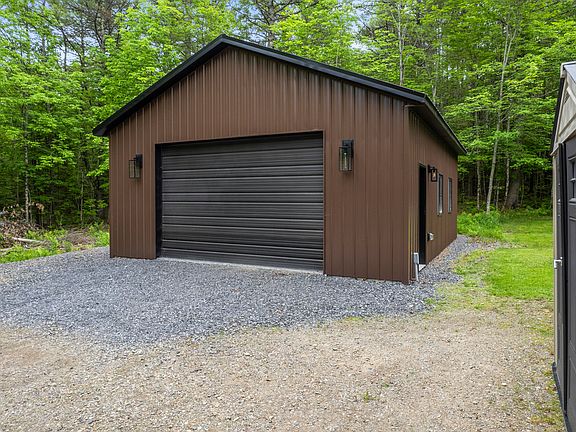 4th image of 463 Kelley Road