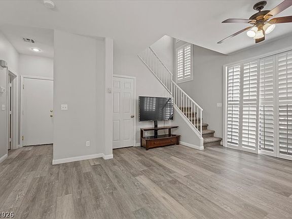 3rd image of 2607 Heathrow St