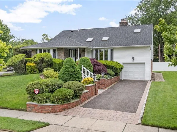 23 Maytime Court, Jericho, NY 11753