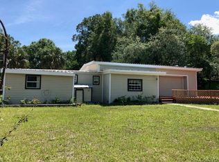 206 E Cason Blvd, Inglis, FL 34449