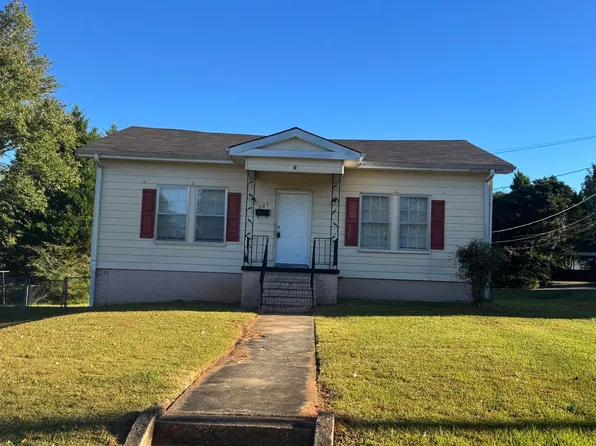 205 Scott St, Valley, AL 36854