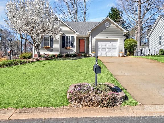 3rd image of 2318 Kestrel Dr