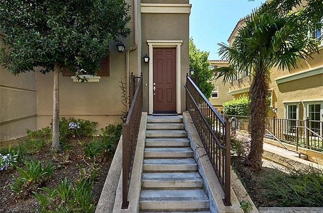 1st image of 2982 Larciano St