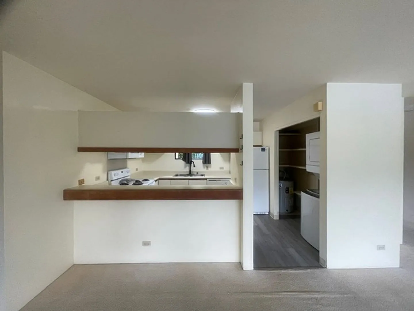 3 Bedroom / 2 Bath at Poha Kea Point — Photo 3
