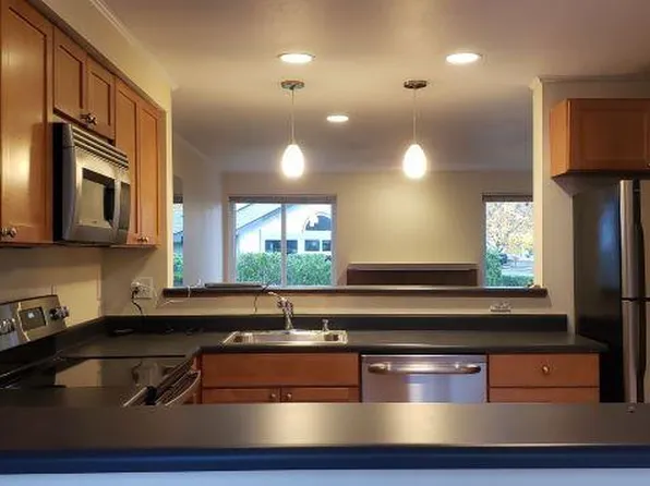 26217 116th Ave SE APT D104, Kent, WA 98030
