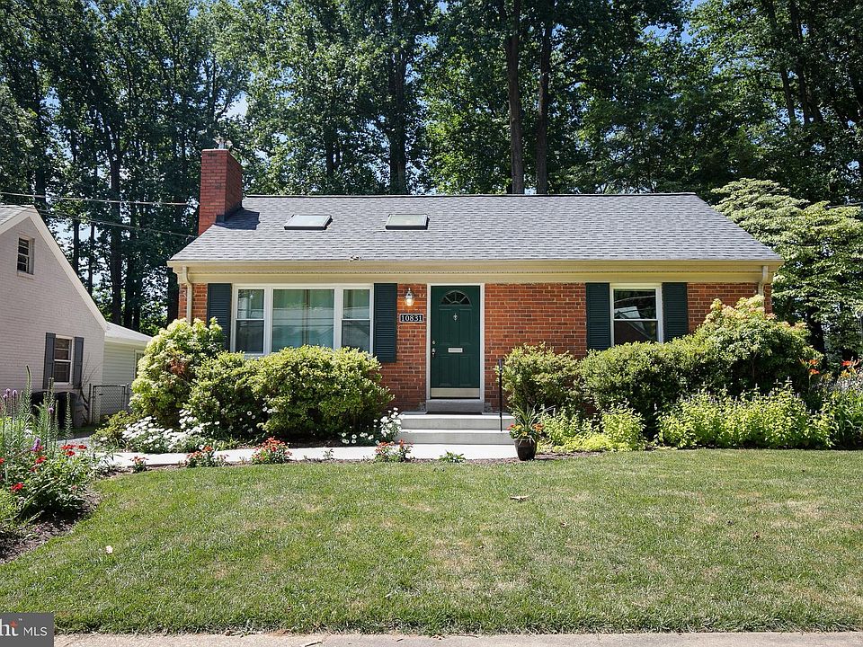 2nd image of 10831 Warwick Ave