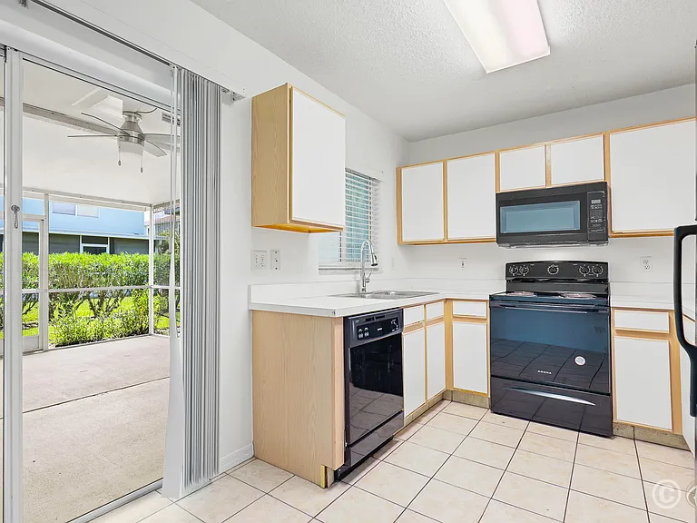 1326 Twilridge Pl — Photo 9