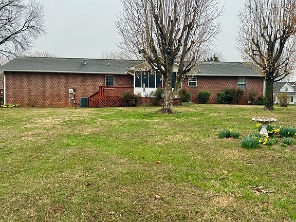 4th image of 205 Bonnie Vista Dr