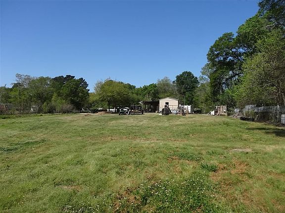 3rd image of 1246 Scroggins Ln