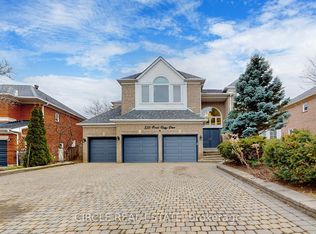 5351 Forest Ridge Dr, Mississauga, ON L5M5B4