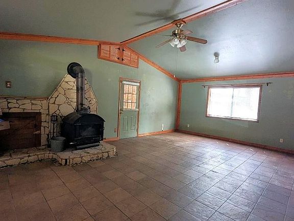 5th image of 687-605 Magnolia Way
