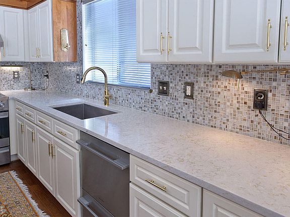 3rd image of 2659 N 157th Dr