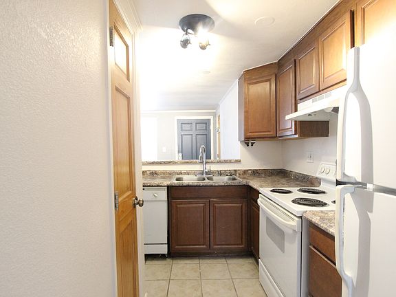 5th image of 336 N Grant St APT 102