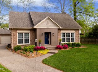 10502 Larkhall Ct, Louisville, KY 40223