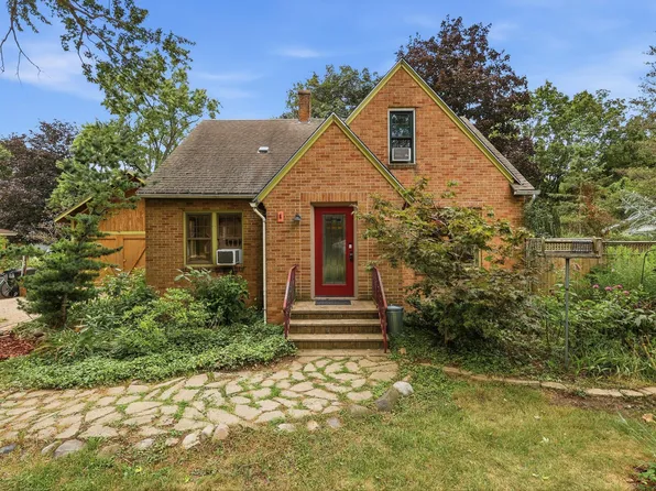 3620 47th St, Hamilton, MI 49419