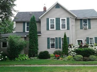 104 W Lincoln Ave, Tomahawk, WI 54487