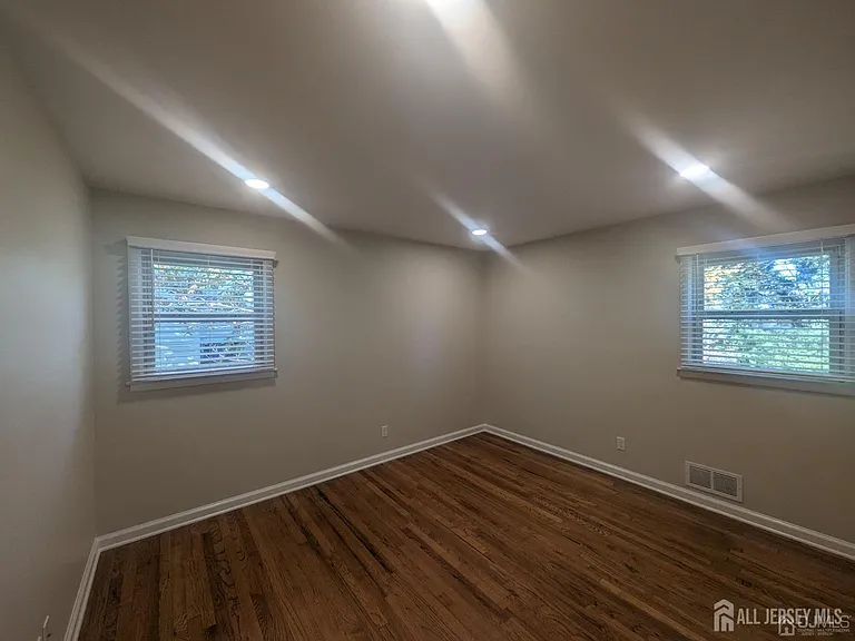 6 Hillside Ave — Photo 20