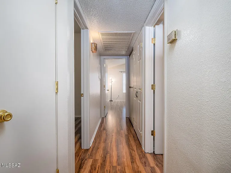 1691 W Midvale Village Dr — Photo 19
