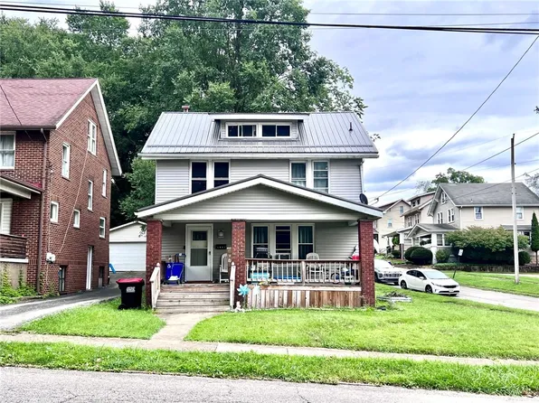1002 N Mercer St, New Castle, PA 16101