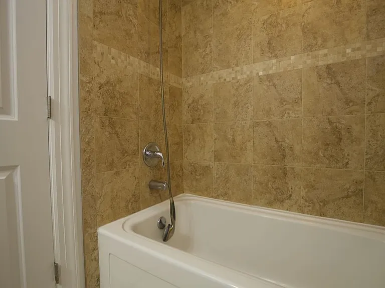 2834 N Albany Ave #6H — Photo 18