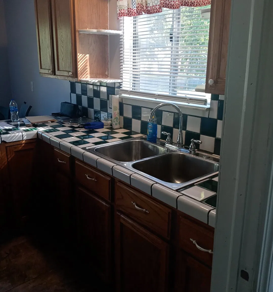 4656 Hazel St — Photo 3
