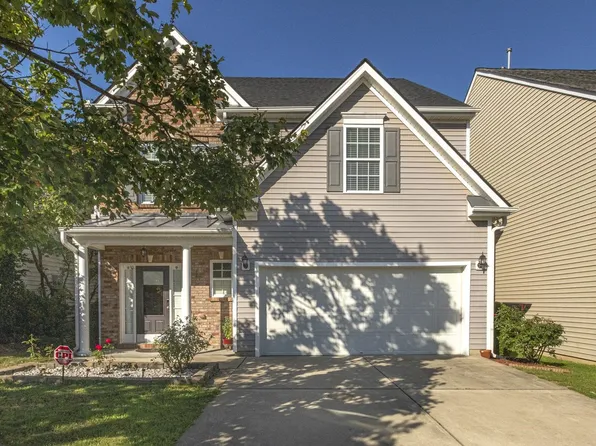 110 Station Dr, Morrisville, NC 27560