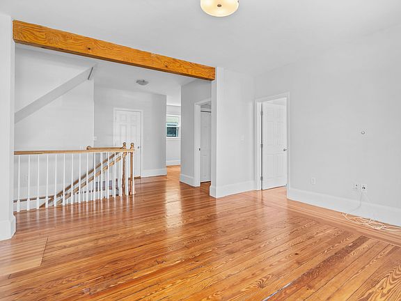 3rd image of 100 Elm St #1