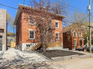 449 Green Ave #2, Ottawa, ON K1M 1L1